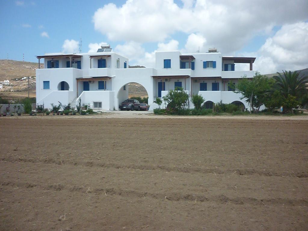 Joanna Apartments มีกรีวิกลา ภายนอก รูปภาพ