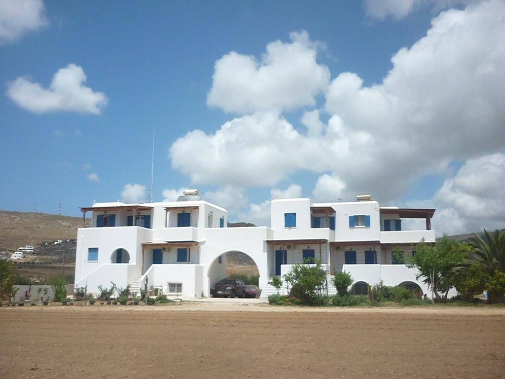 Joanna Apartments มีกรีวิกลา ภายนอก รูปภาพ